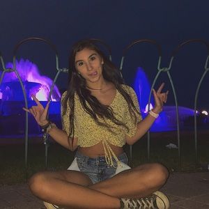 Meet your Posher, Vasiliki